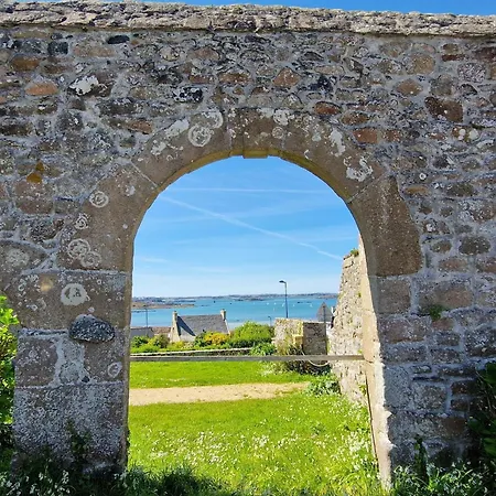 Small Premium Cottage, A Nugget By The Sea